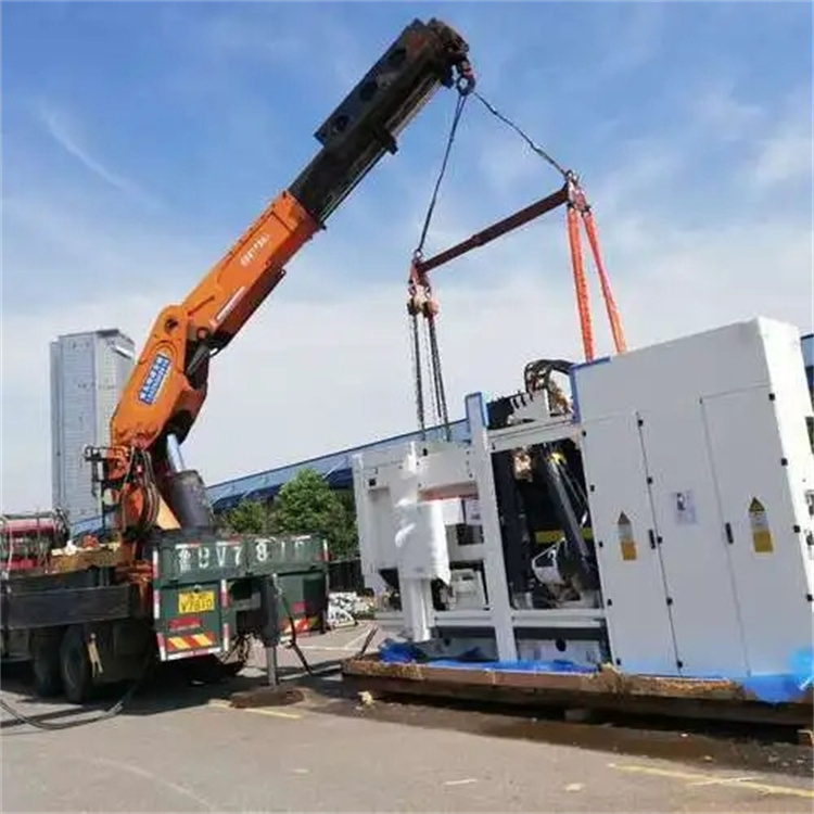 青羊附近小吊车联系方式|8-16吨|本地及时服务